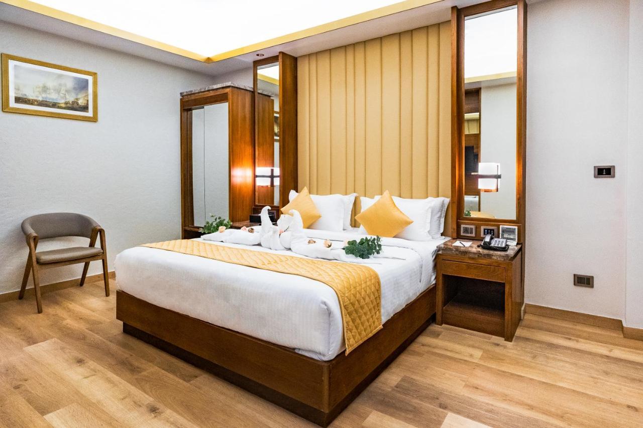 Marine Inn Hotel Kochi ภายนอก รูปภาพ